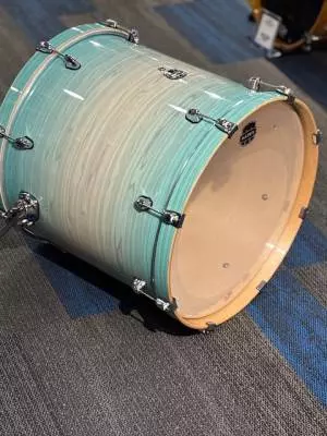 Mapex 20 x 22 Armory Bass Drum 2
